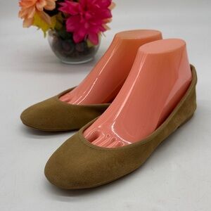 GAP NWT  Tan Suede Women's Ballet Flats BFL9189E